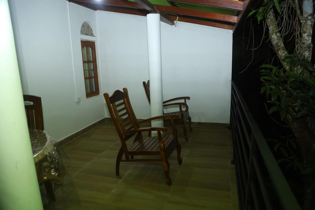 Forest View Home Stay Anuradhapura Zewnętrze zdjęcie